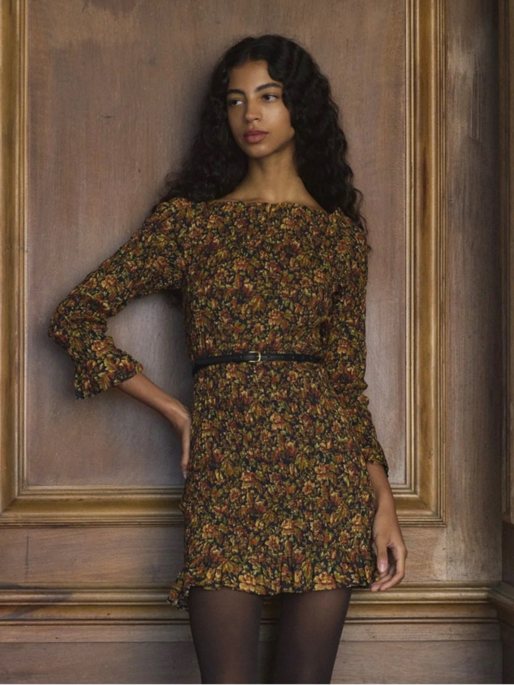 Cecillia Floral Mini Dress in Noir Rêve Des Jardins